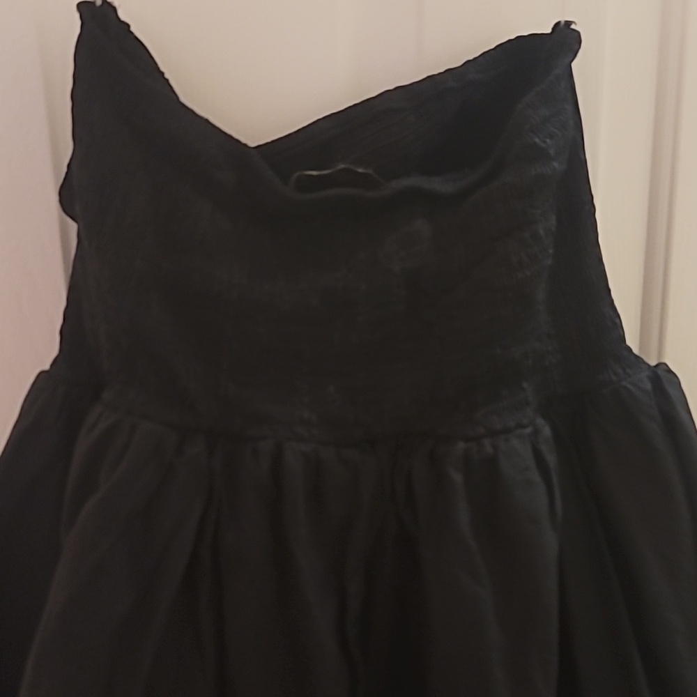 Strapless Black Midi Dress 🖤 - Picture 11 of 12